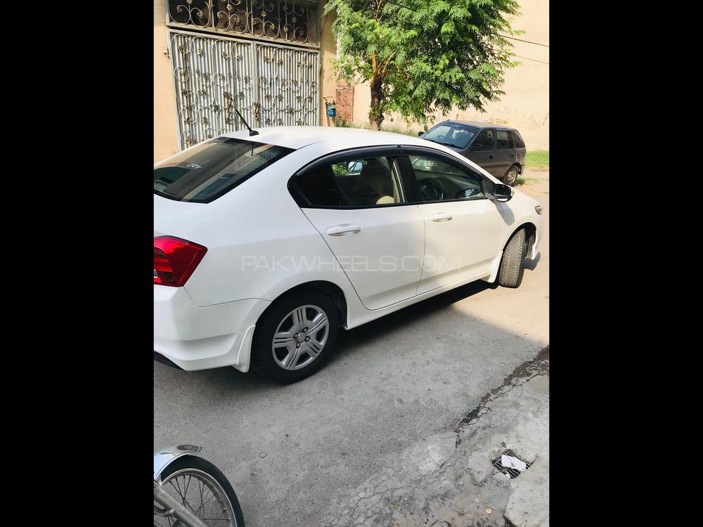 Honda City 2015 for Sale in Lahore Honda City 2015 for Sale in Lahore Image-4