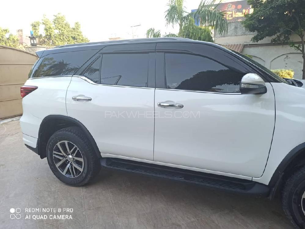 Toyota Fortuner 2017 for Sale in Gujrat Image-1