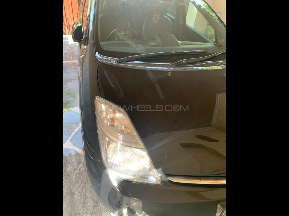 Toyota Prius 2007 for Sale in Lahore Image-1