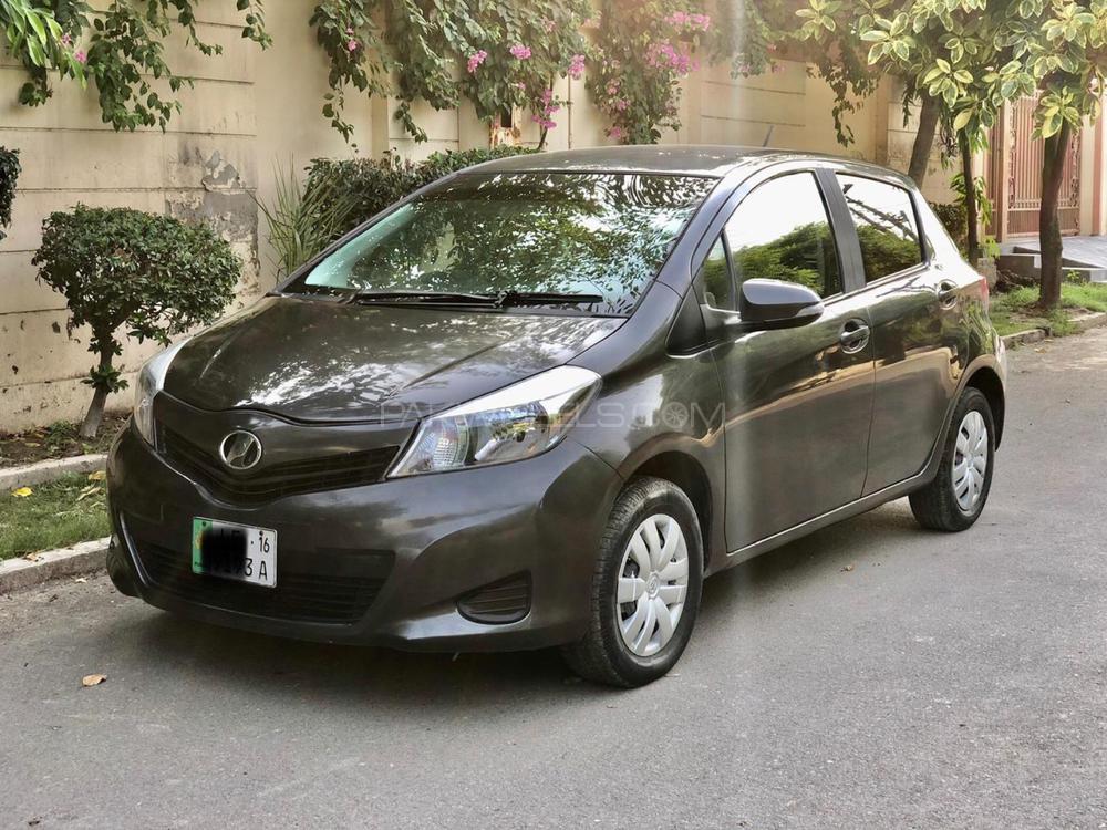 Toyota Vitz 2014 for Sale in Faisalabad Toyota Vitz 2014 for Sale in Faisalabad Image-3