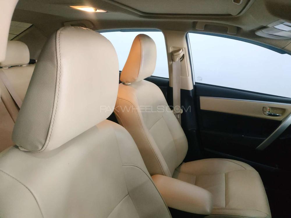 Toyota Corolla 2017 for Sale in Islamabad Toyota Corolla 2017 for Sale in Islamabad Image-6
