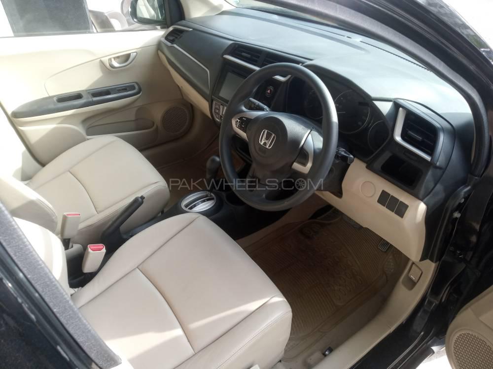 Honda BR-V 2017 for Sale in Karachi Honda BR-V 2017 for Sale in Karachi Image-4