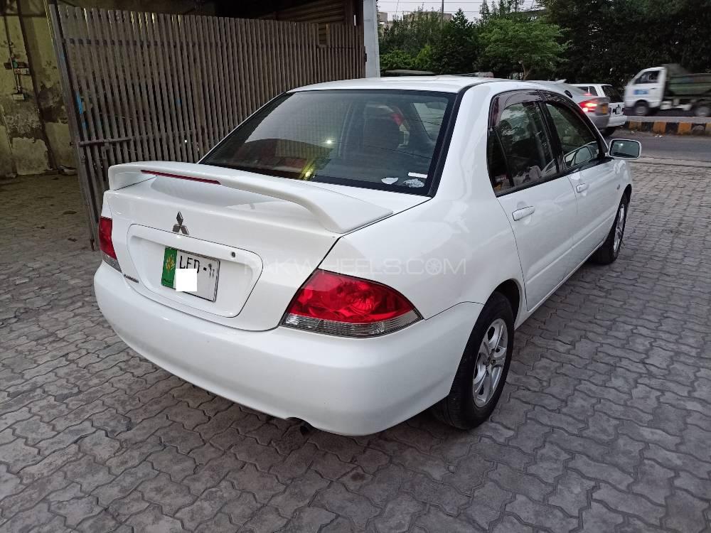 Mitsubishi Lancer 2006 for Sale in Lahore Mitsubishi Lancer 2006 for Sale in Lahore Image-6
