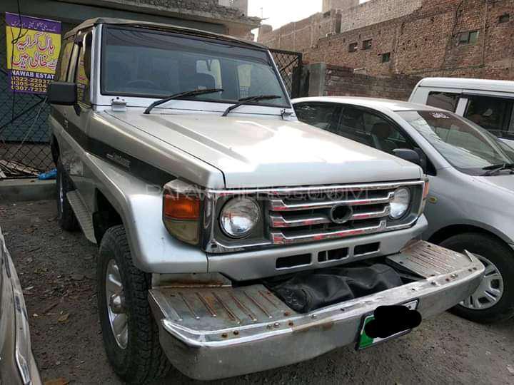 Toyota Land Cruiser 1989 for Sale in Lahore Toyota Land Cruiser 1989 for Sale in Lahore Image-3
