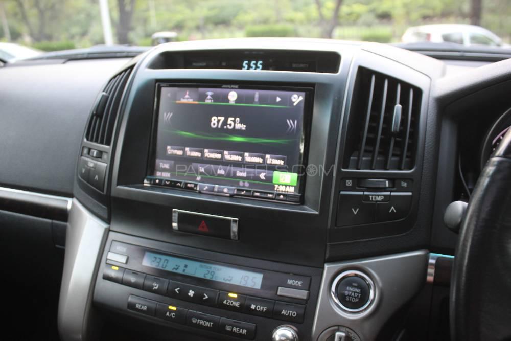Toyota Land Cruiser 2011 for Sale in Rawalpindi Toyota Land Cruiser 2011 for Sale in Rawalpindi Image-17