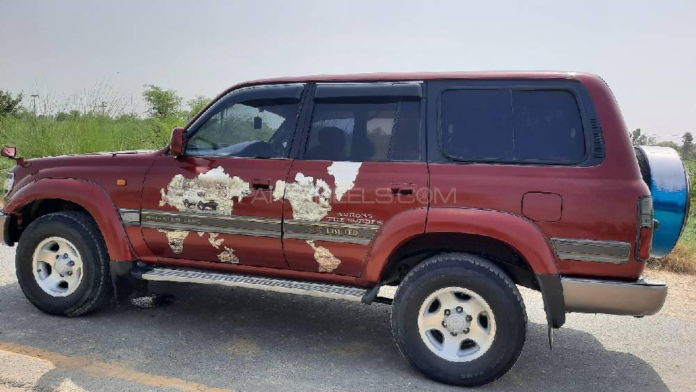Toyota Land Cruiser 1995 for Sale in D.G.Khan Toyota Land Cruiser 1995 for Sale in D.G.Khan Image-12