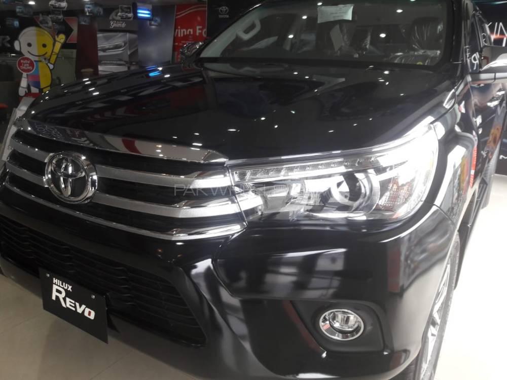 Toyota Hilux 2020 for Sale in Lahore Toyota Hilux 2020 for Sale in Lahore Image-8