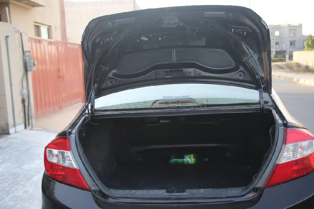 Honda Civic 2013 for Sale in Lahore Honda Civic 2013 for Sale in Lahore Image-5