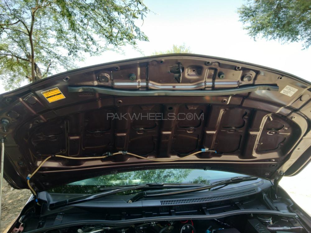 Toyota Corolla 2012 for Sale in Dera ismail khan Toyota Corolla 2012 for Sale in Dera ismail khan Image-11