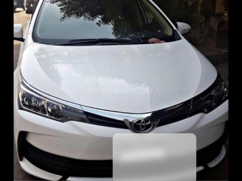 Toyota Corolla 2017 for Sale in Karachi Image-1