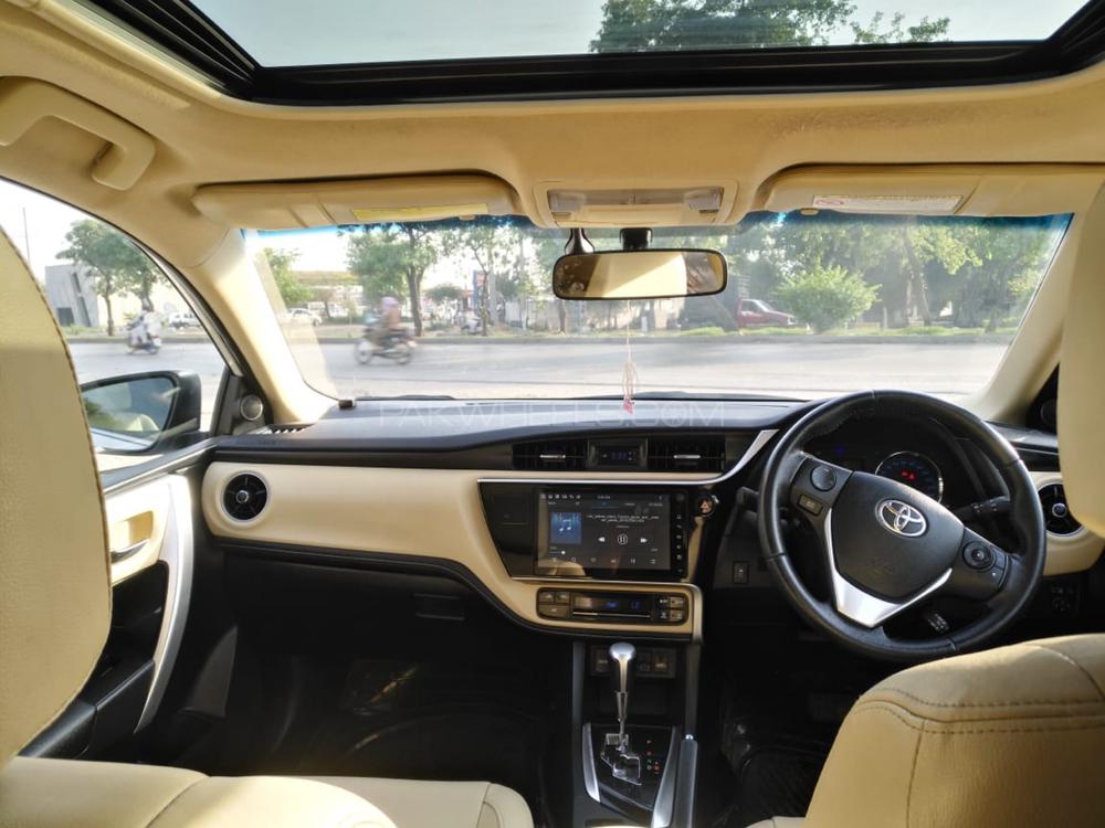 Toyota Corolla 2018 for Sale in D.G.Khan Toyota Corolla 2018 for Sale in D.G.Khan Image-9