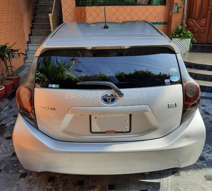Toyota Aqua 2017 for Sale in Multan Toyota Aqua 2017 for Sale in Multan Image-6