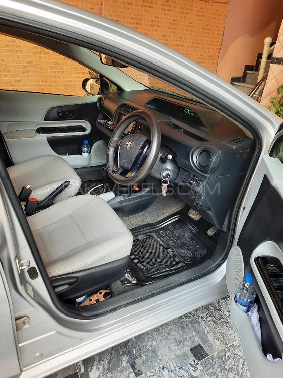Toyota Aqua 2017 for Sale in Multan Toyota Aqua 2017 for Sale in Multan Image-12