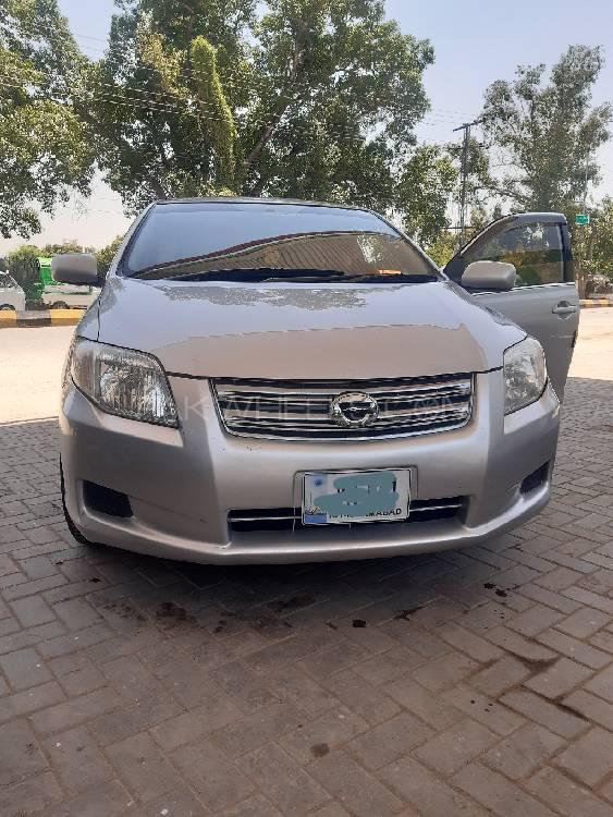 Toyota Corolla Axio 2007 for Sale in Kohat Image-1