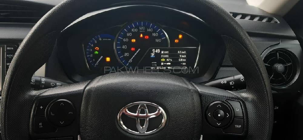 Toyota Corolla Fielder 2017 for Sale in Lahore Toyota Corolla Fielder 2017 for Sale in Lahore Image-12