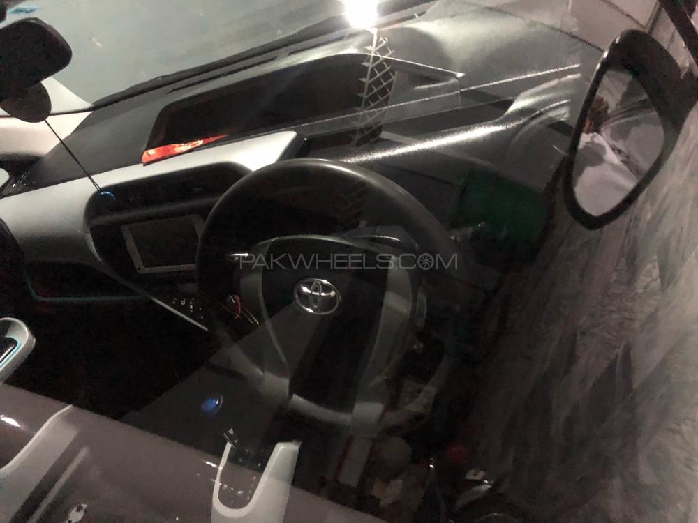 Toyota Aqua 2013 for Sale in Attock Toyota Aqua 2013 for Sale in Attock Image-6