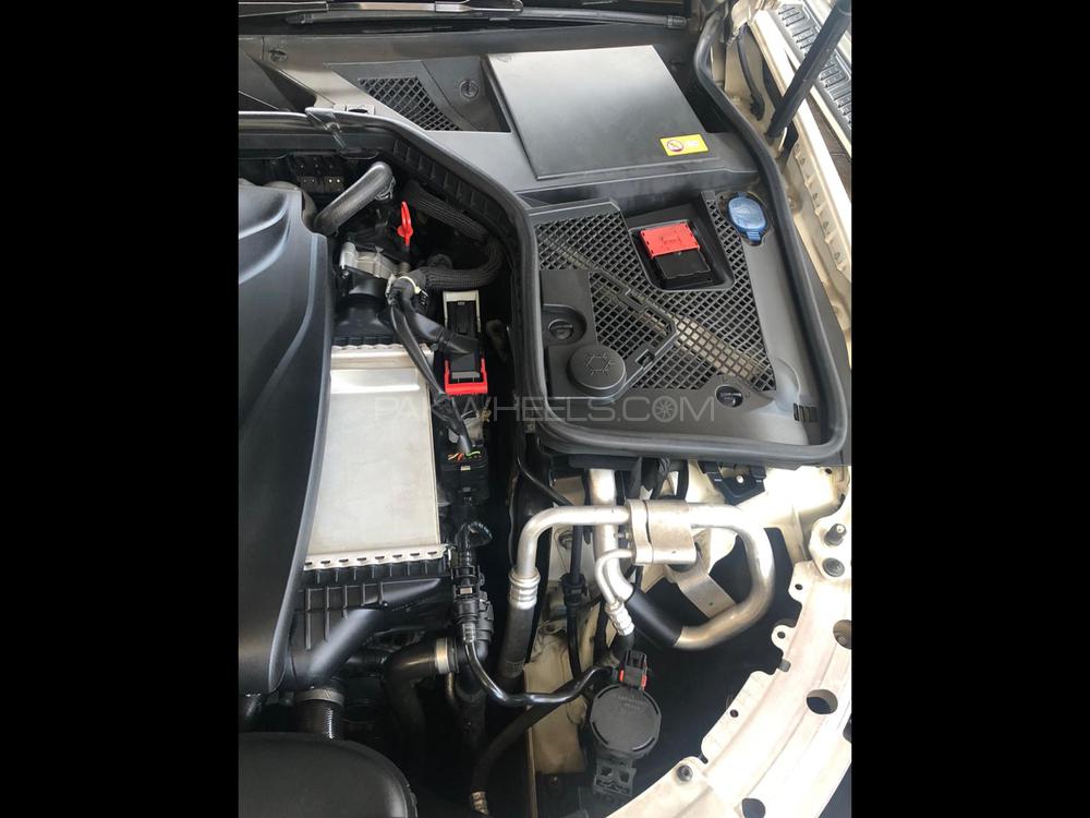 Mercedes Benz C Class 2014 for Sale in Peshawar Mercedes Benz C Class 2014 for Sale in Peshawar Image-11