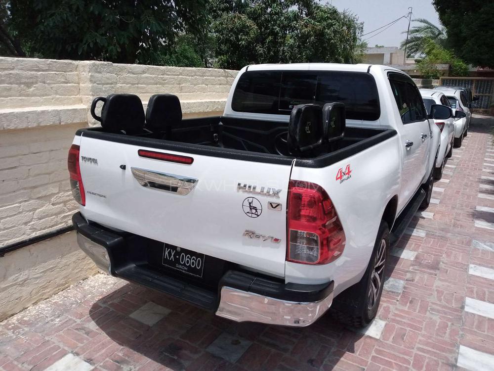 ٹویوٹا ہائیلکس 2018 for Sale in ملتان ٹویوٹا ہائیلکس 2018 for Sale in ملتان Image-4