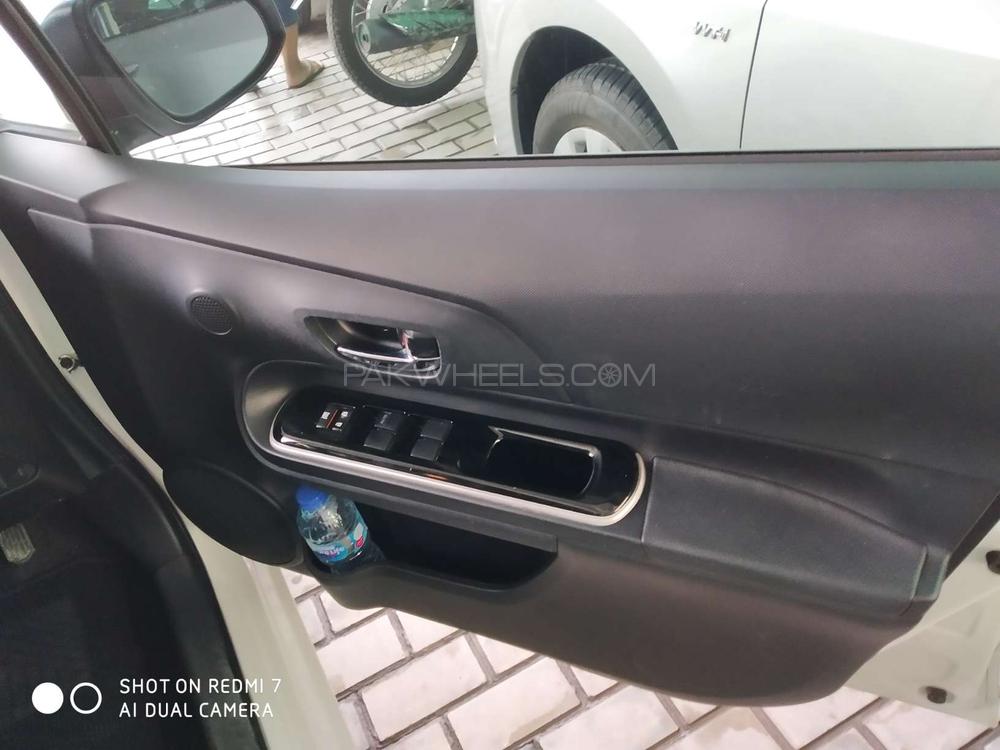 Toyota Aqua 2016 for Sale in Lahore Toyota Aqua 2016 for Sale in Lahore Image-9