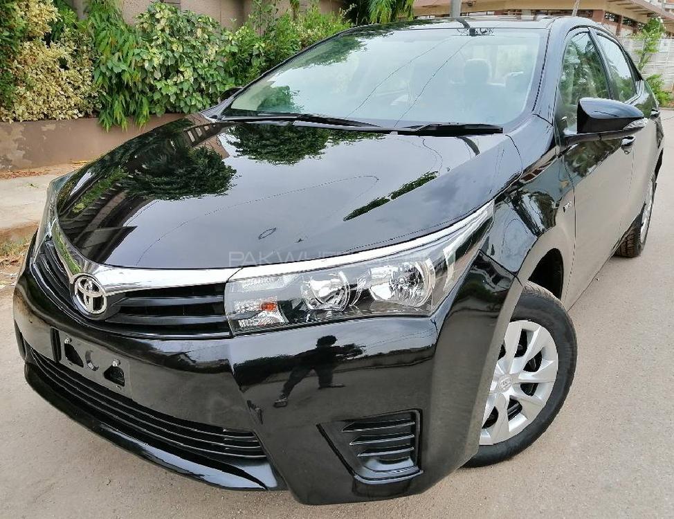Toyota Corolla 2017 for Sale in Karachi Image-1