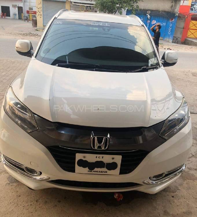Honda Vezel 2013 for Sale in Sialkot Image-1