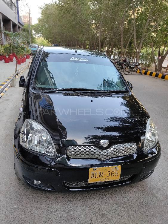 Toyota Vitz 2003 for Sale in Karachi Image-1