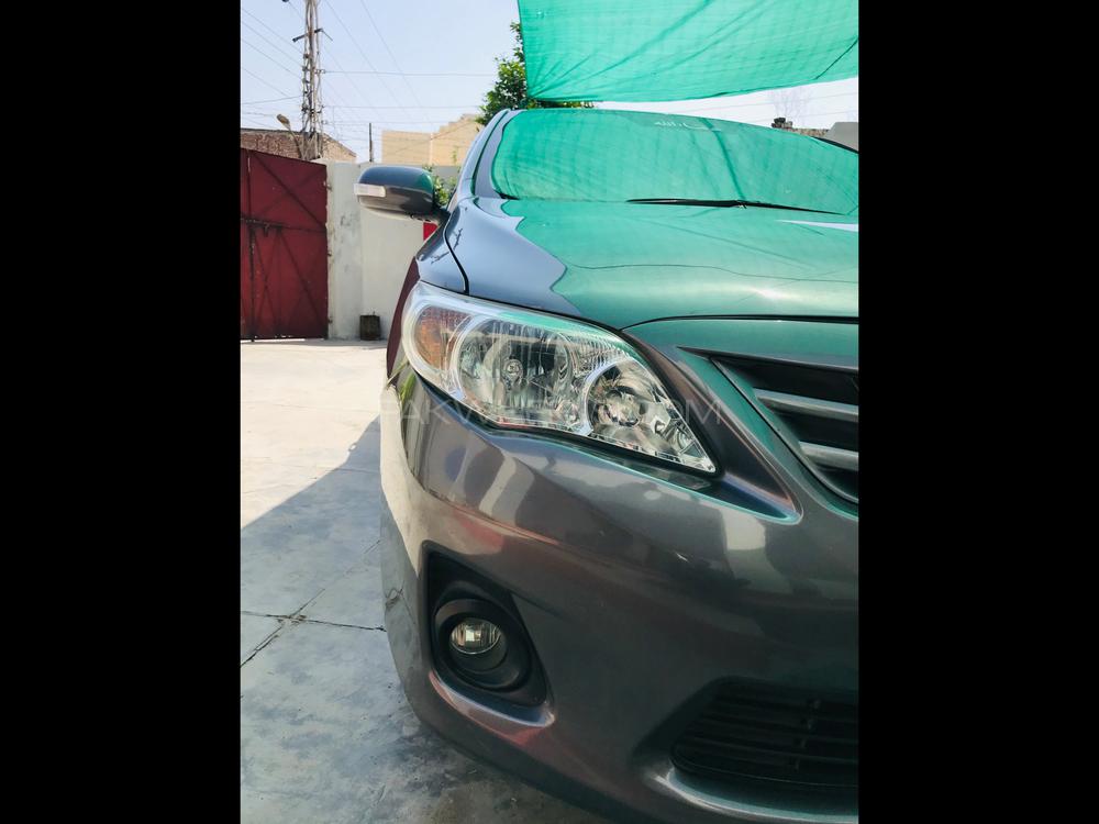 Toyota Corolla 2013 for Sale in Nowshera Image-1