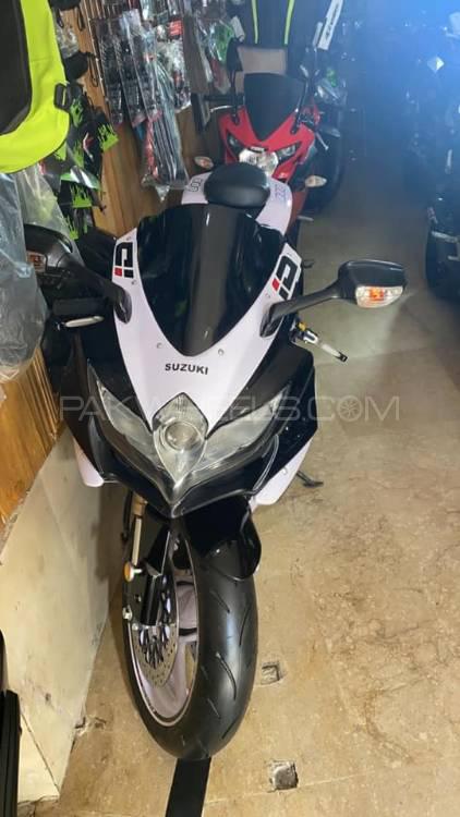سوزوکی GSX-R600 2009 for Sale سوزوکی GSX-R600 2009 for Sale Image-11