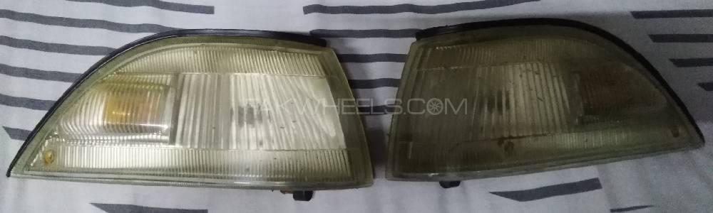 toyota corolla 88 model parking lights best condition Image-1