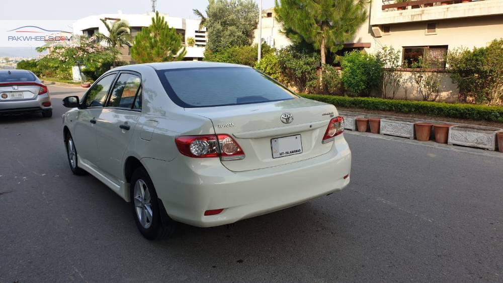 Toyota Corolla 2014 for Sale in Islamabad Toyota Corolla 2014 for Sale in Islamabad Image-4