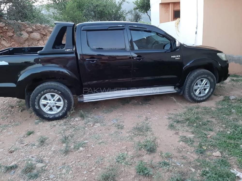 Toyota Hilux 2013 for Sale in Islamabad Toyota Hilux 2013 for Sale in Islamabad Image-8