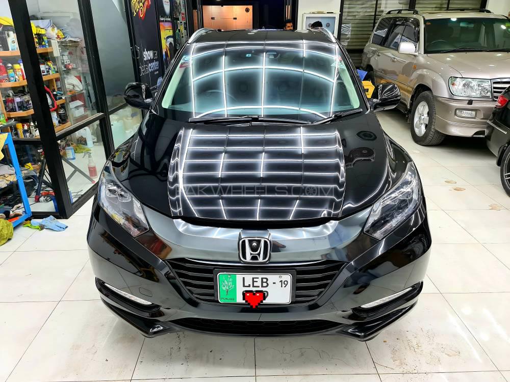 Honda Vezel 2015 for Sale in Multan Honda Vezel 2015 for Sale in Multan Image-9