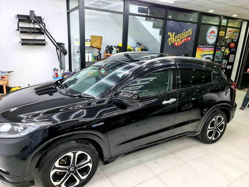 Honda Vezel 2015 for Sale in Multan Honda Vezel 2015 for Sale in Multan Image-3