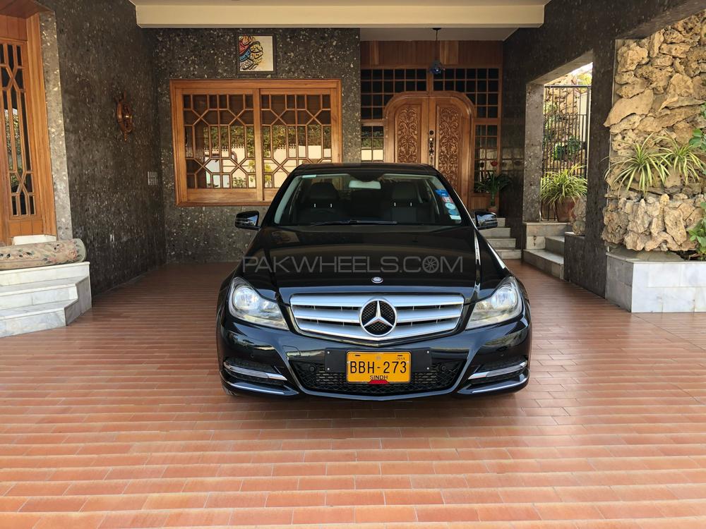 Mercedes Benz C Class 2014 for Sale in Karachi Image-1