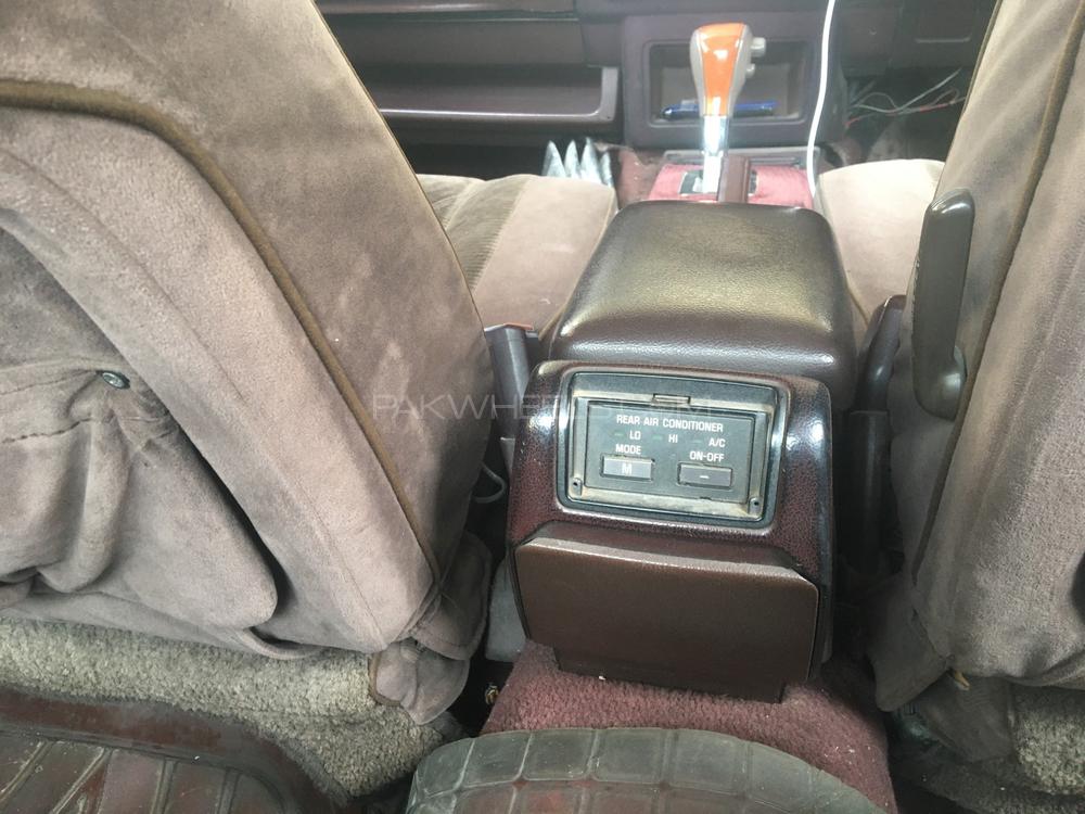 ٹویوٹا کراؤن 1988 for Sale in راولپنڈی ٹویوٹا کراؤن 1988 for Sale in راولپنڈی Image-9