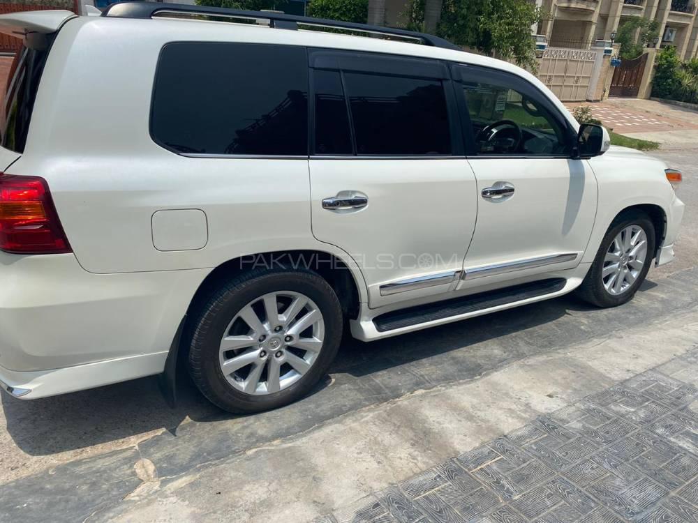 Toyota Land Cruiser 2012 for Sale in Islamabad Toyota Land Cruiser 2012 for Sale in Islamabad Image-6