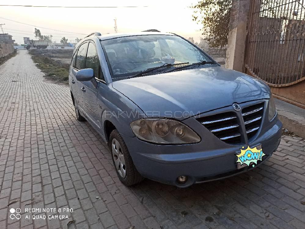 SsangYong Stavic 2006 for Sale in Sargodha SsangYong Stavic 2006 for Sale in Sargodha Image-2