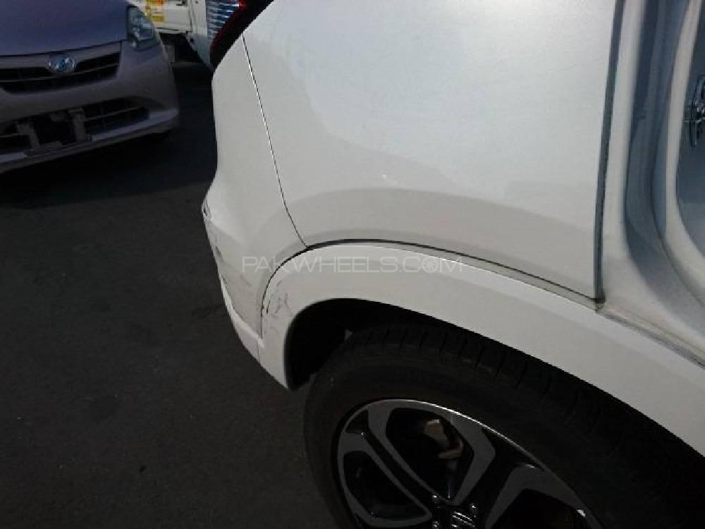 Honda Vezel 2015 for Sale in Lahore Honda Vezel 2015 for Sale in Lahore Image-18
