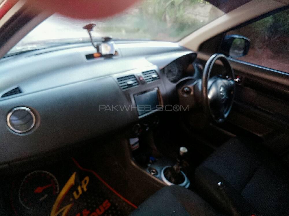 Suzuki Swift 2012 for Sale in Rawalpindi Suzuki Swift 2012 for Sale in Rawalpindi Image-16