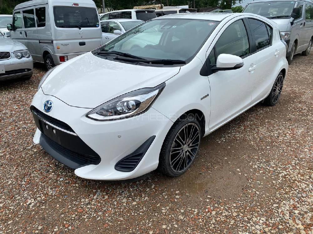 Toyota Aqua 2017 for Sale in Peshawar Image-1
