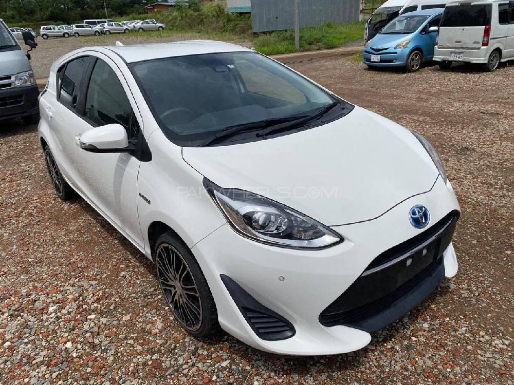 Toyota Aqua 2017 for Sale in Peshawar Toyota Aqua 2017 for Sale in Peshawar Image-2