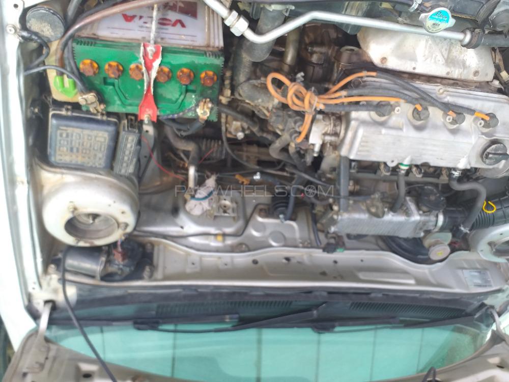 Suzuki Baleno 2004 for Sale in Mansehra Image-1