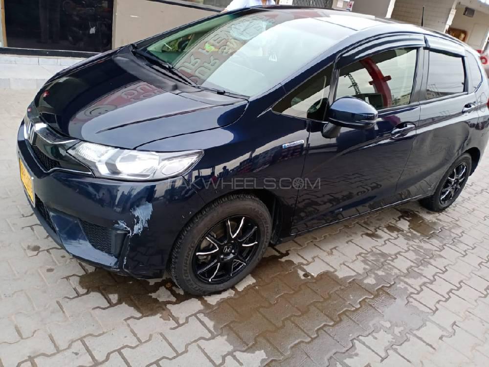Honda Fit 2015 for Sale in Karachi Honda Fit 2015 for Sale in Karachi Image-3