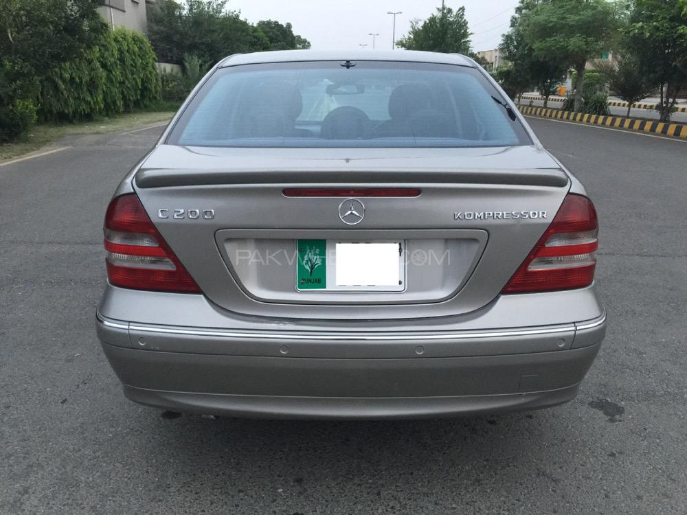 مرسڈیز بینز سی کلاس 2006 for Sale in لاہور مرسڈیز بینز سی کلاس 2006 for Sale in لاہور Image-4