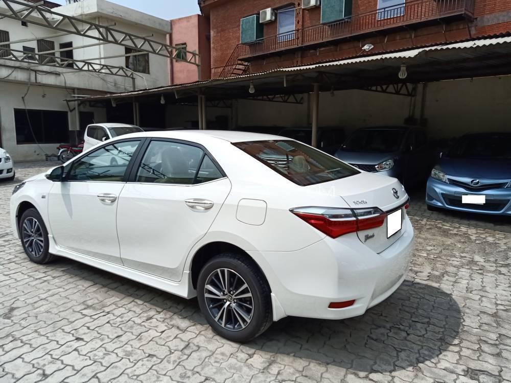 Toyota Corolla 2019 for Sale in Lahore Toyota Corolla 2019 for Sale in Lahore Image-7