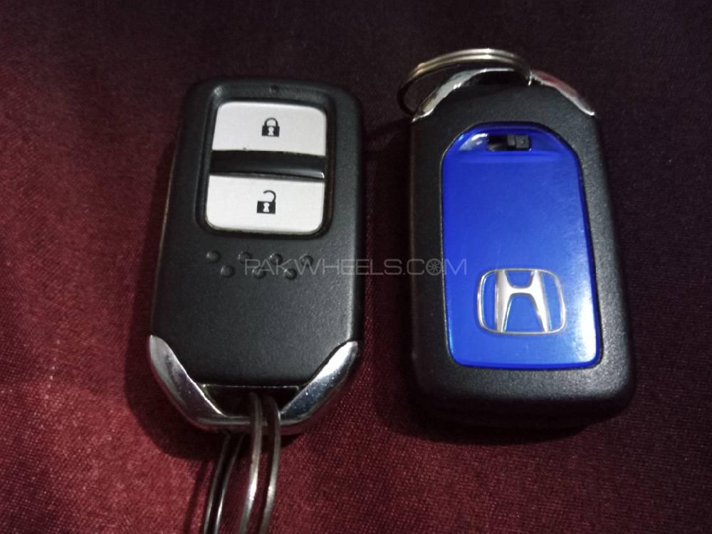 Honda Fit 2014 for Sale in Karachi Honda Fit 2014 for Sale in Karachi Image-14