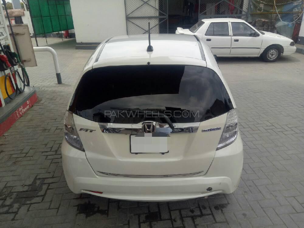 Honda Fit 2011 for Sale in Lahore Image-1