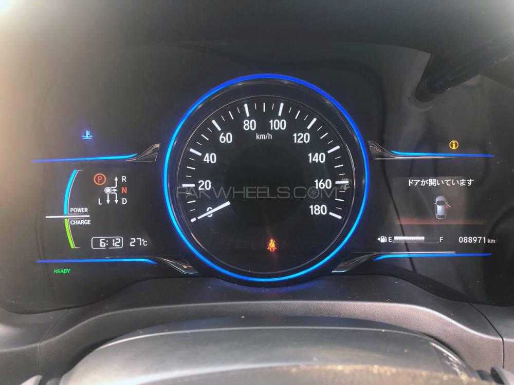 Honda Vezel 2014 for Sale in Lahore Honda Vezel 2014 for Sale in Lahore Image-8