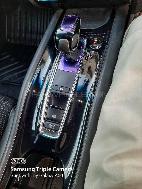 Honda Vezel 2014 for Sale in Lahore Honda Vezel 2014 for Sale in Lahore Image-5