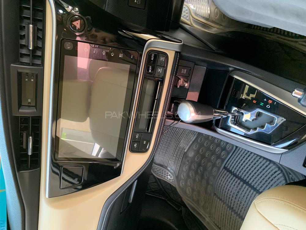 Toyota Corolla 2019 for Sale in Hyderabad Toyota Corolla 2019 for Sale in Hyderabad Image-11